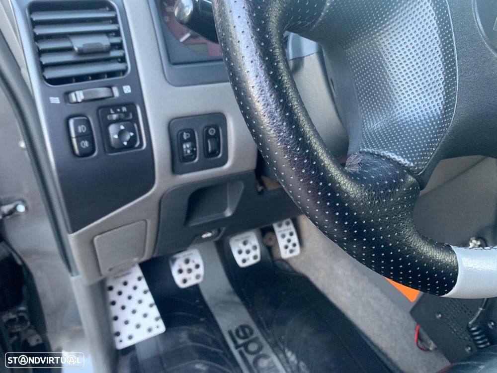 Mitsubishi Pajero 3.2 DI-D GLS - 15