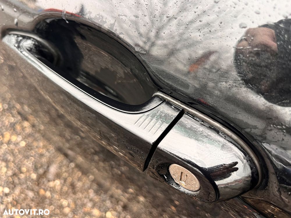 BMW Seria 3 330e iPerformance M Sport - 24