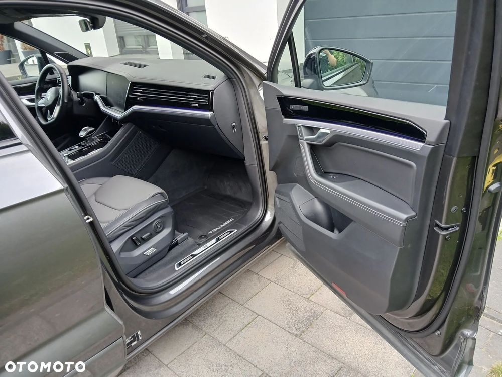 Volkswagen Touareg 3.0 V6 TDI 4Motion R-Line - 15