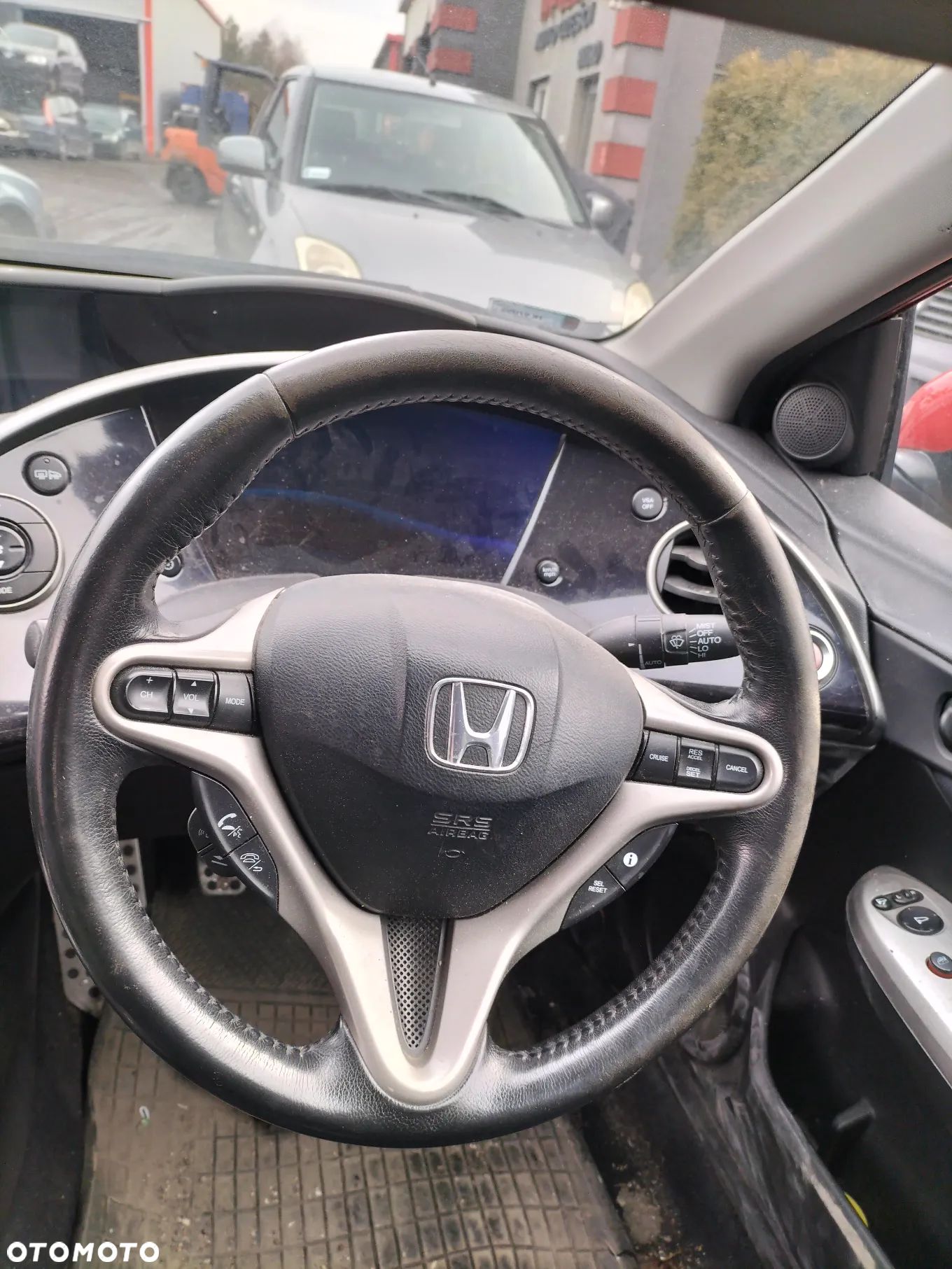 CAŁE AUTO NA CZĘŚCI KIEROWNICA Z PODUSZKA RADIO PANEL KLIMATYZACJI DASZEK PRZECIWSŁONECZNY HONDA CIVIC VIII UFO - 1