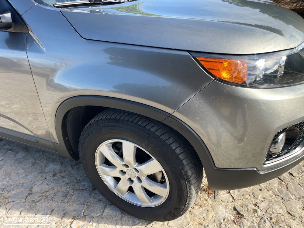 Kia Sorento 2.2 CRDi EX - 16
