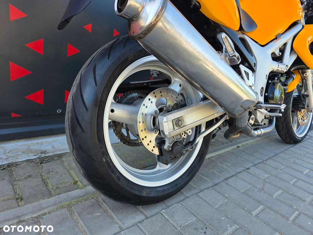 Suzuki SV - 7
