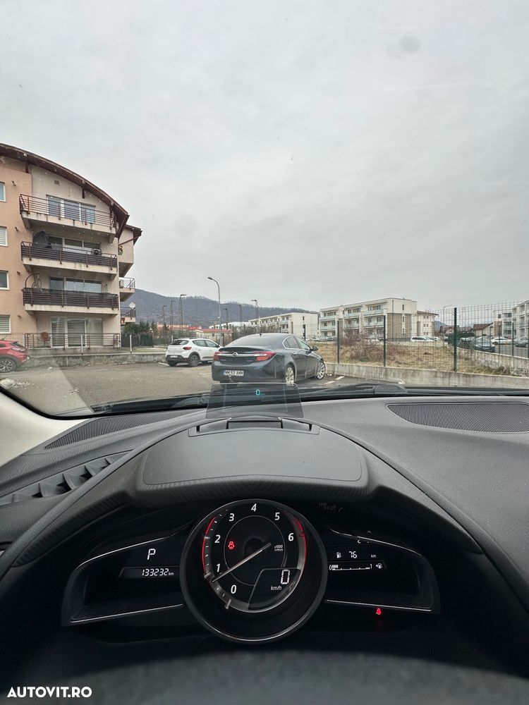 Mazda 3 SKYACTIV-D 150 Automatik Sports-Line - 6