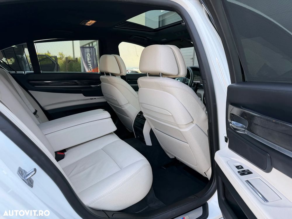 BMW Seria 7 730d xDrive Edition Exclusive - 8