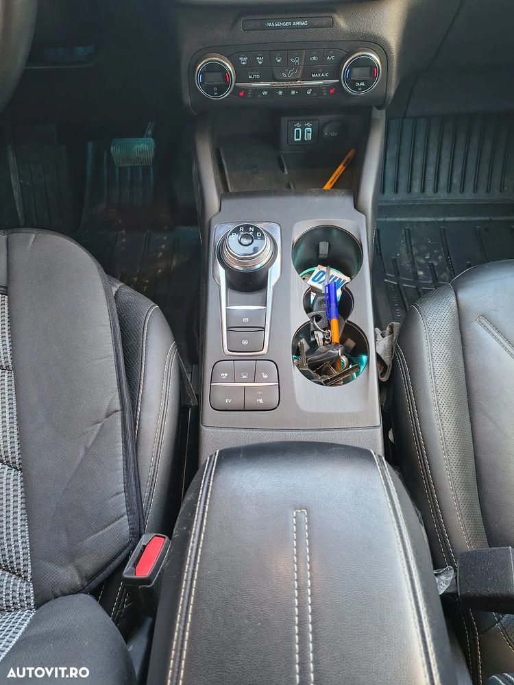 Ford Kuga 2.5 Duratec PHEV Vignale - 10