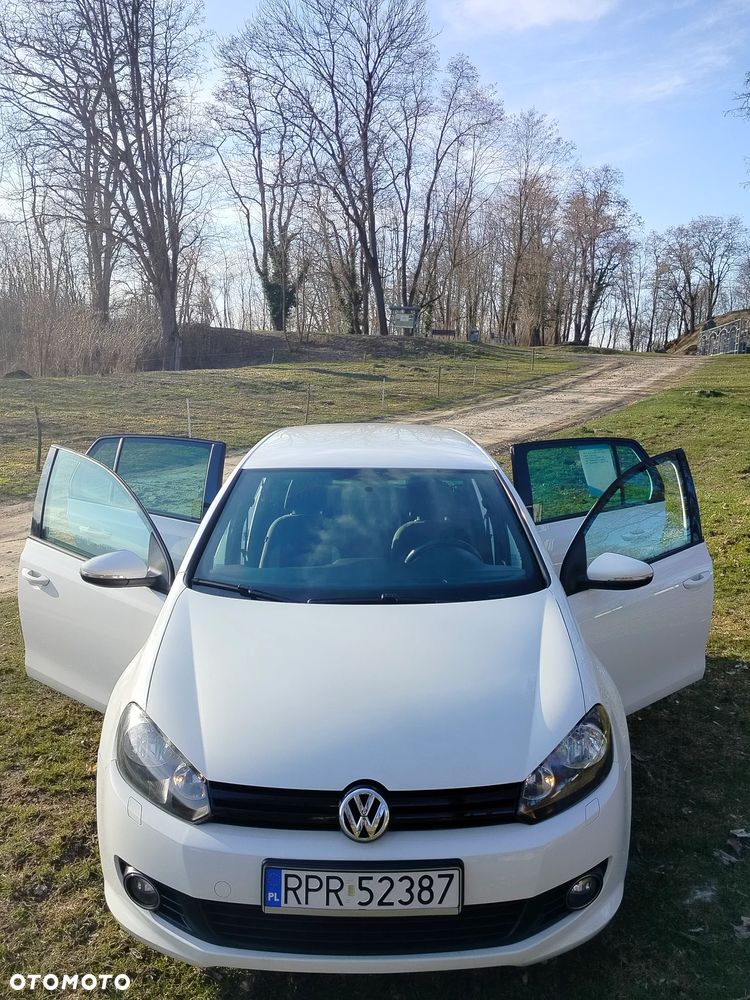 Volkswagen Golf - 10