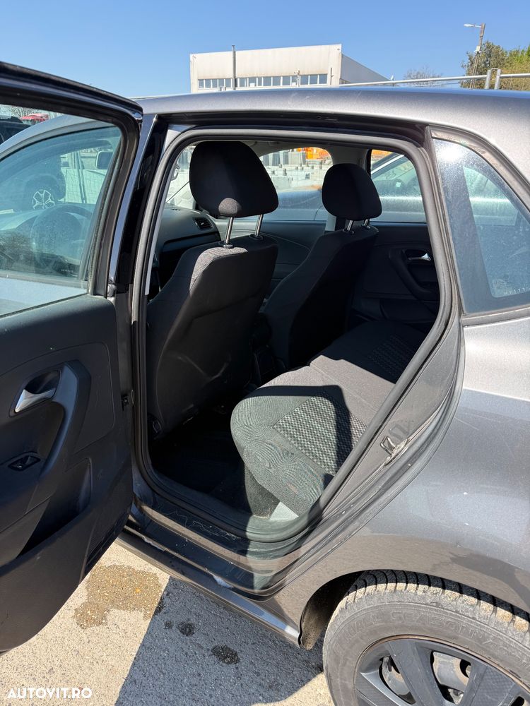 Volkswagen Polo 1.4 TDI (Blue Motion Technology) Comfortline - 8