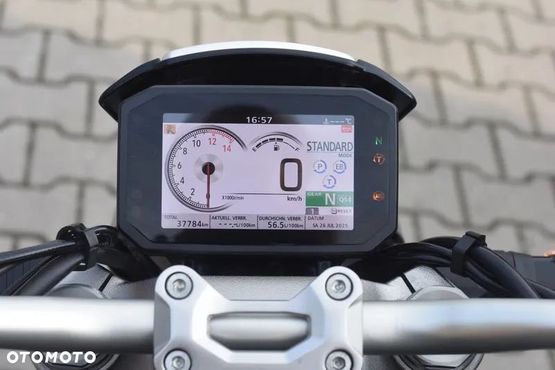 Honda CB - 33