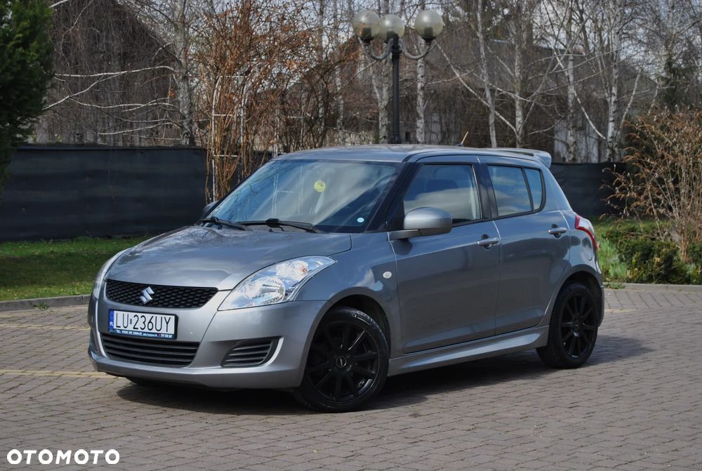 Suzuki Swift - 1