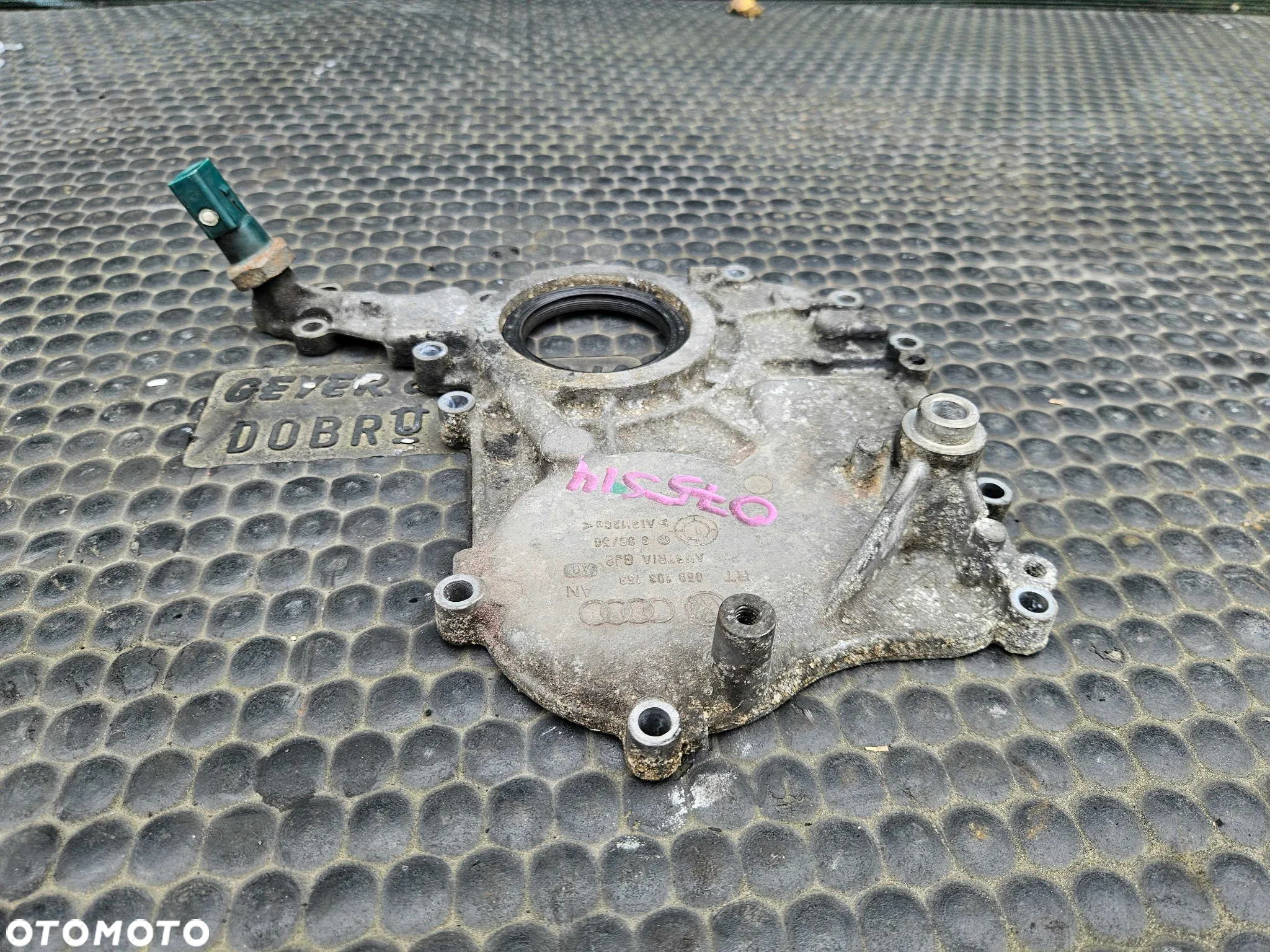 Obudowa Osłona Pokrywa Rozrzadu Silnika Dekiel Walu Kołnierz 2.7 3.0 V6 TDI Audi A4 B8 A5 Q5 - 36