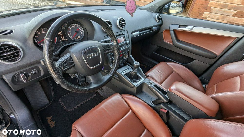 Audi A3 Sportback - 12