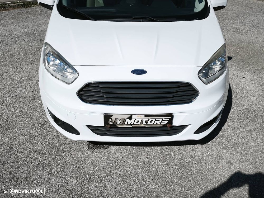 Ford Tourneo Courier 1.0 EcoBoost Titanium - 11