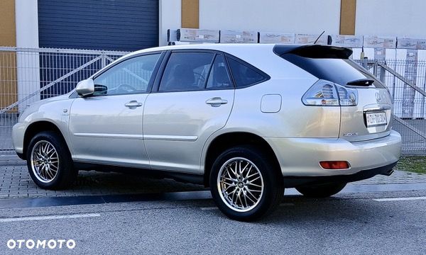 Lexus RX - 8