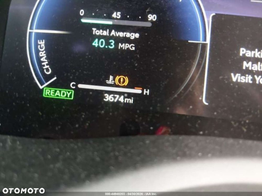 Toyota Camry - 12