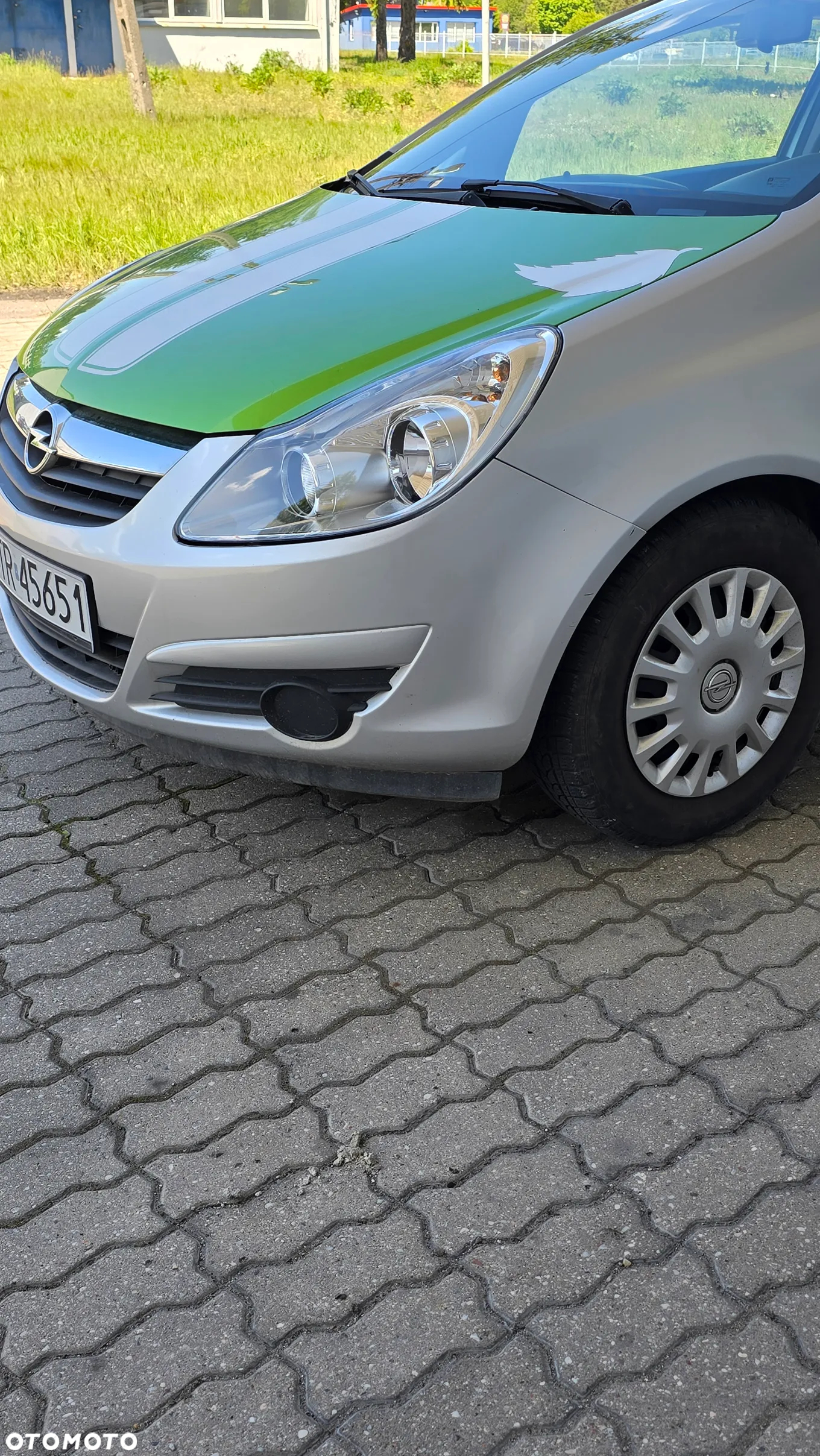 Opel Corsa 1.2 16V Cosmo - 9