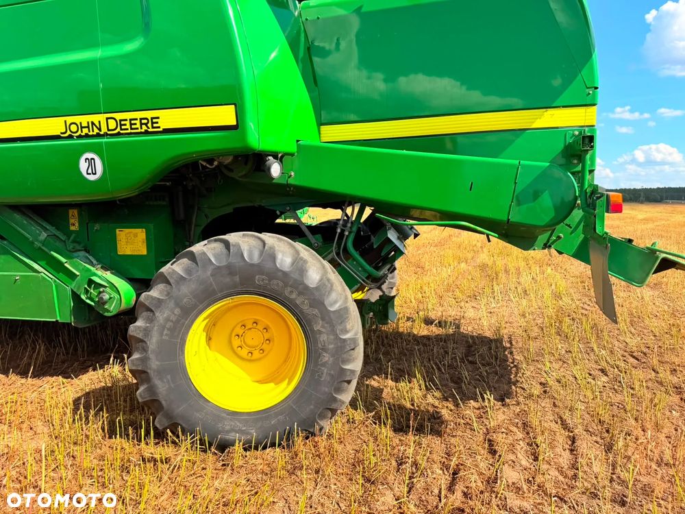 John Deere W540i - 13
