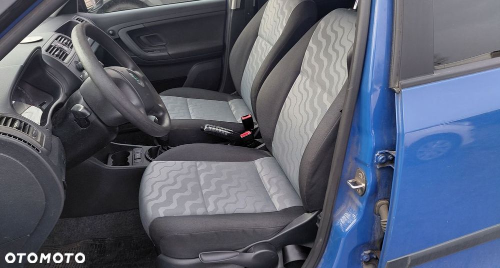 Skoda Fabia 1.2 HTP Ambiente - 7