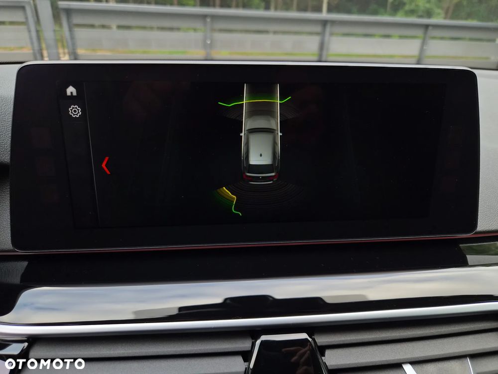 BMW Seria 5 530i Luxury Line - 26