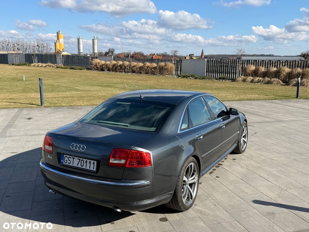 Audi A8 4.2 TDI Quattro - 11