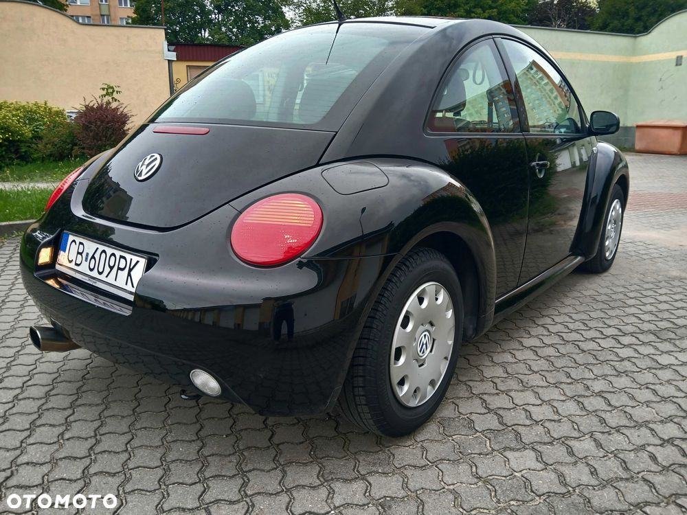 Volkswagen New Beetle - 3