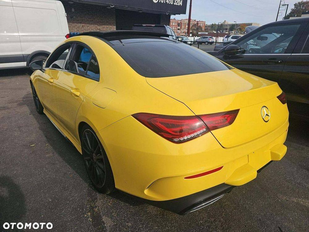 Mercedes-Benz CLA 250 4-Matic AMG Line 7G-DCT - 4