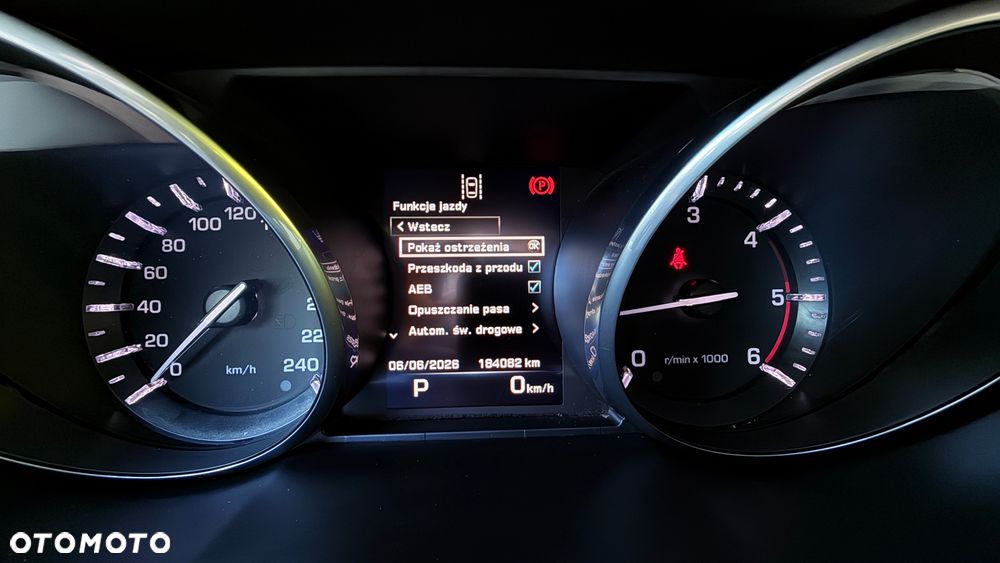 Land Rover Discovery Sport TD4 HSE - 16