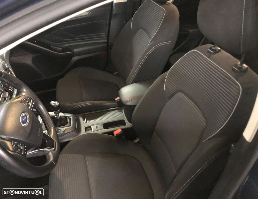 Ford Focus SW 1.0 EcoBoost Business - 12