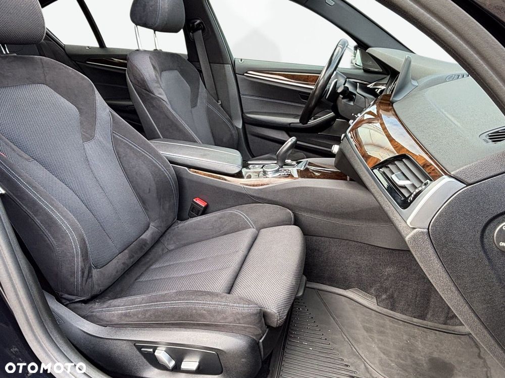 BMW Seria 5 - 17