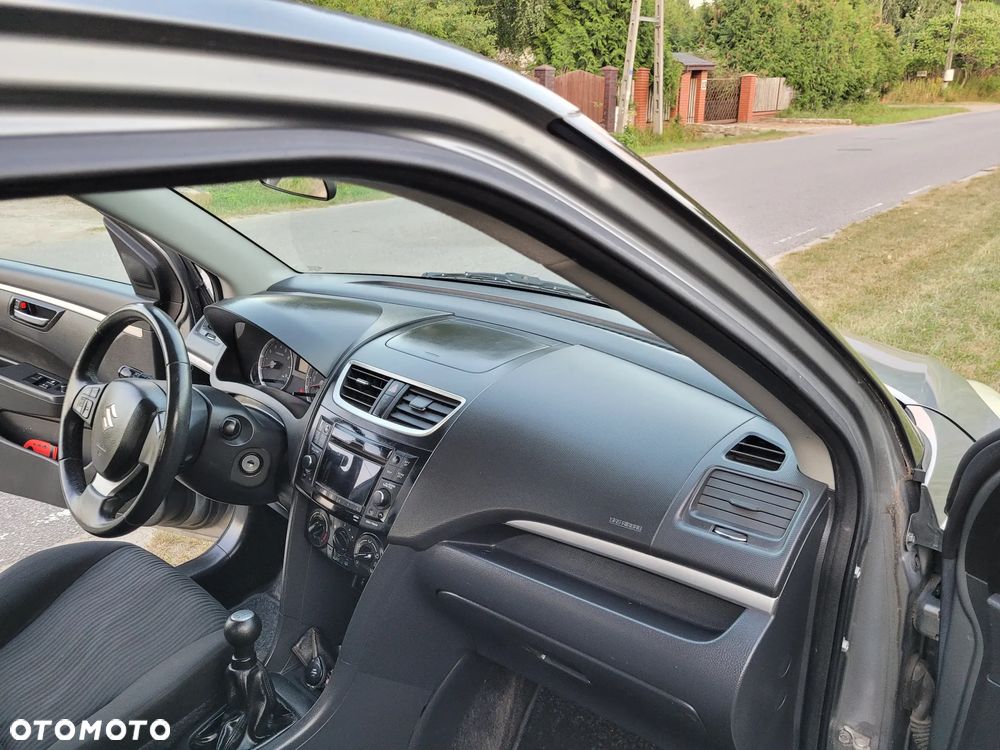 Suzuki Swift - 15