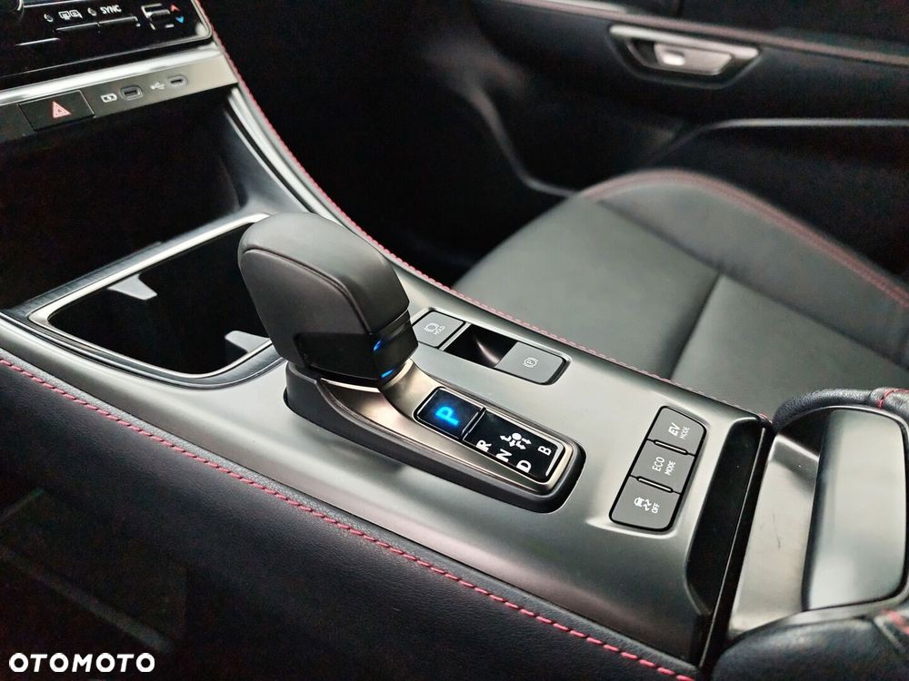 Lexus LBX 1.5 Hybrid Emotion - 20