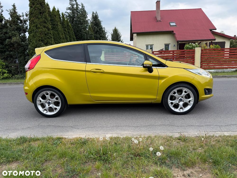 Ford Fiesta 1.0 EcoBoost Titanium EU6 - 12