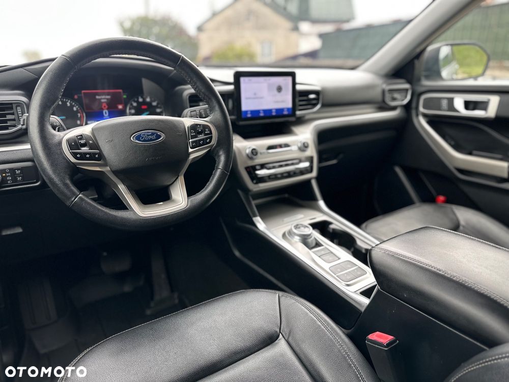 Ford Explorer - 7