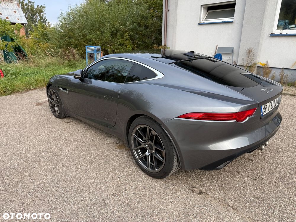 Jaguar F-Type - 22