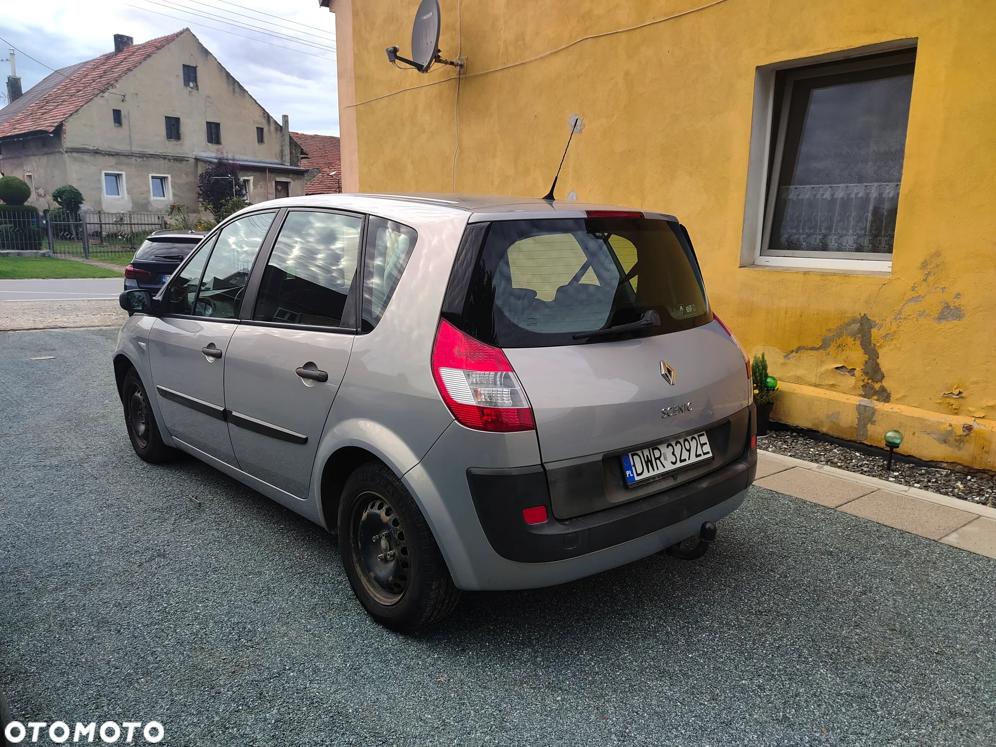 Renault Scenic 1.6 16V Confort Authentique - 4