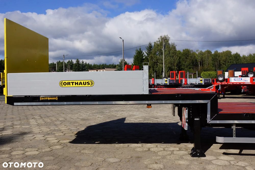 Inny uniwersalna platforma niskopodwoziowa typu JUMBO - 13