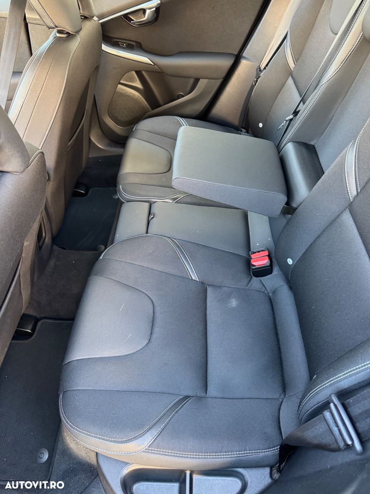 Volvo V40 T3 Aut. Inscription - 10