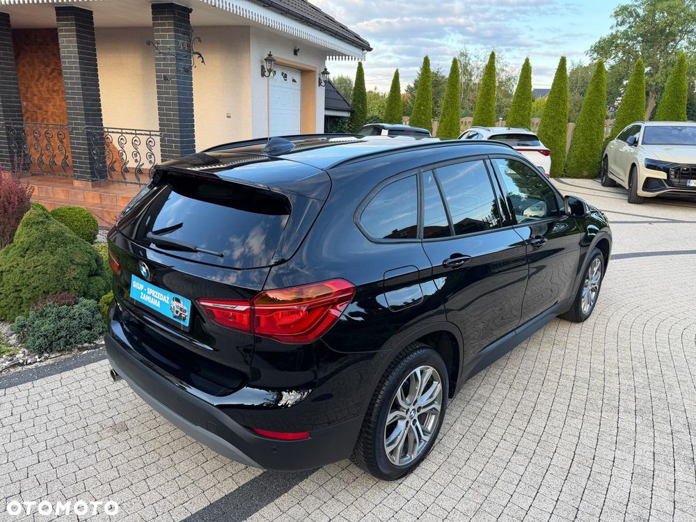 BMW X1 sDrive18i Business Edition - 3