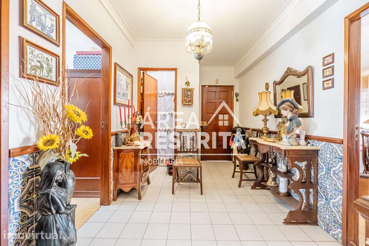 Apartamento T2 na Baixa da Banheira - junto à estação de comboio - Grande imagem: 2/15
