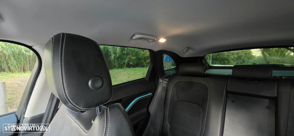 Jaguar F-Pace 2.0 i4D R-Sport Aut. - 27