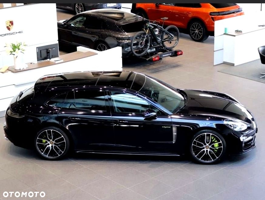 Porsche Panamera - 17