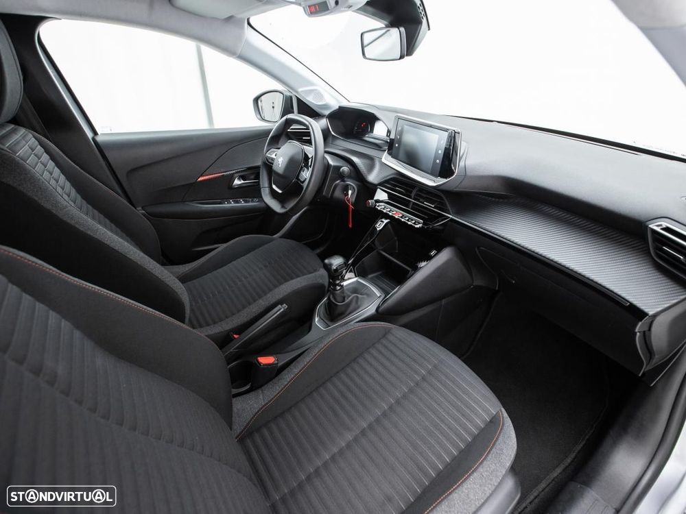 Peugeot 208 - 9