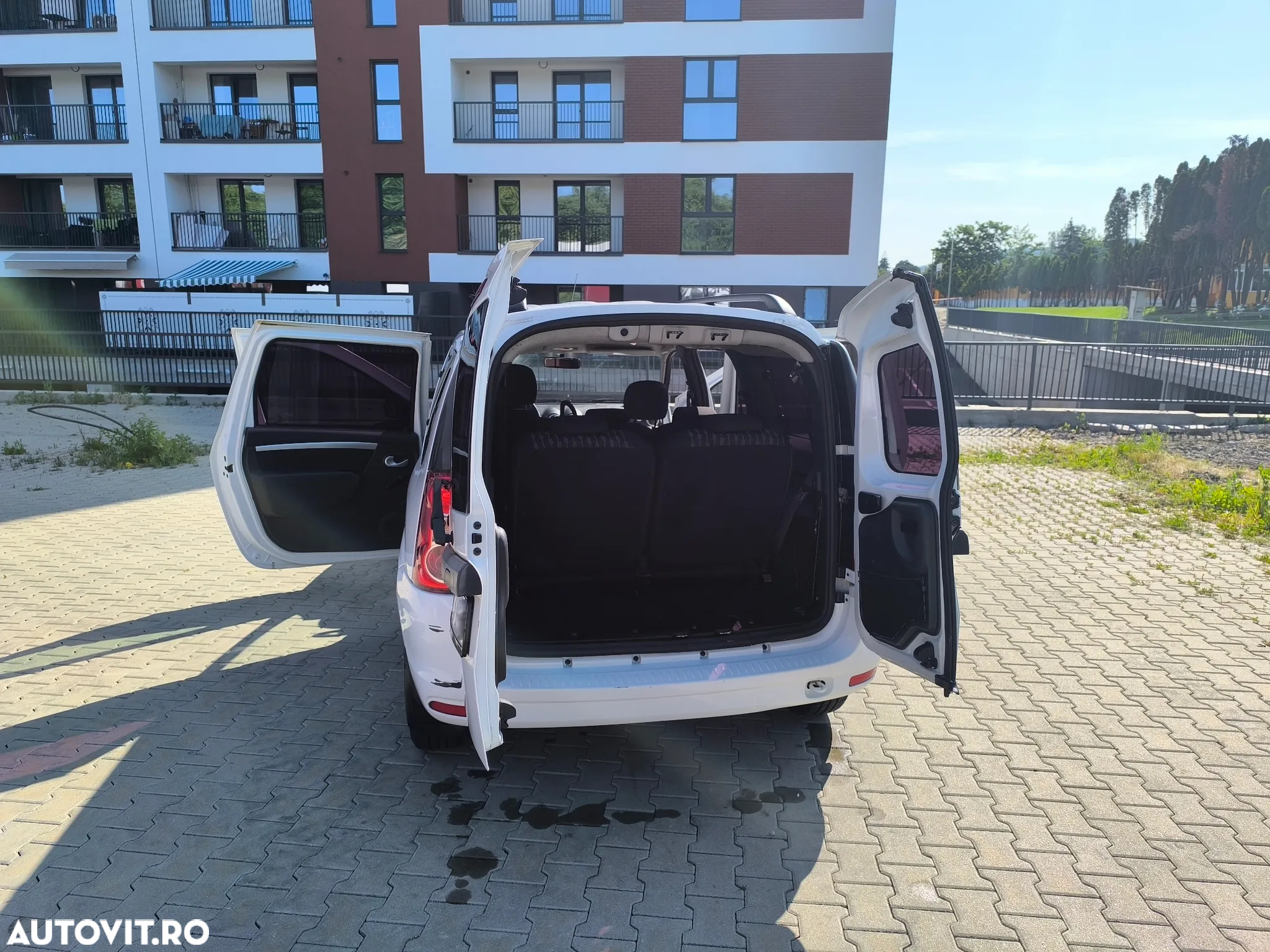 Dacia Logan MCV 1.5 dCi Laureate - 8