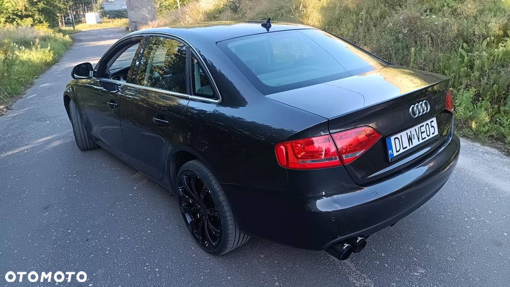 Audi A4 Limousine - 2
