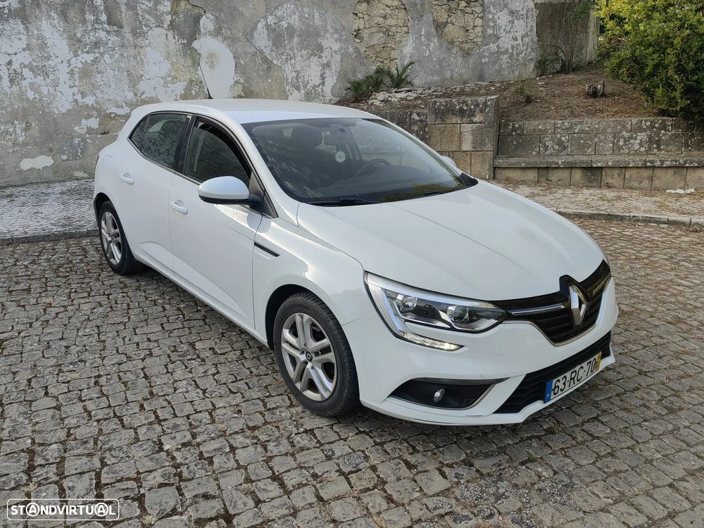 Renault Mégane 1.5 dCi Zen - 6