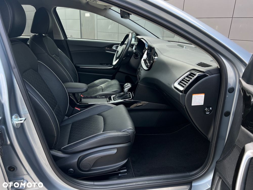 Kia Ceed 1.6 GDI PHEV XL DCT - 36