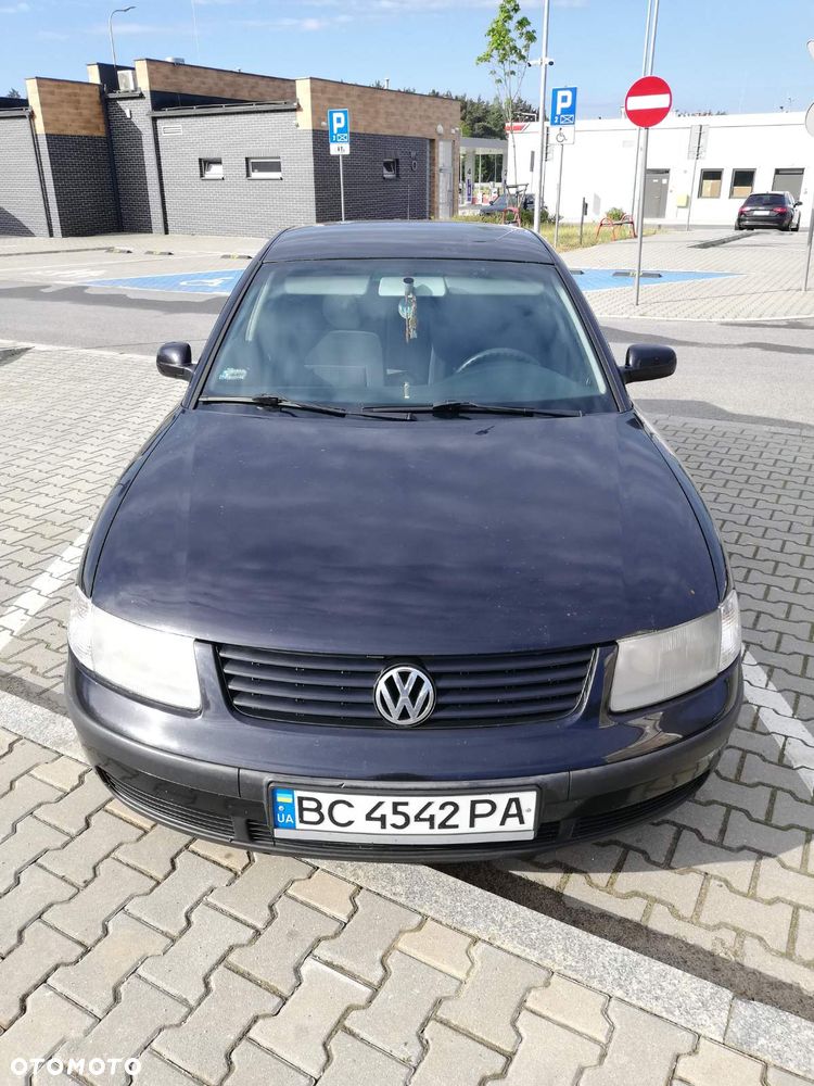 Volkswagen Passat - 9