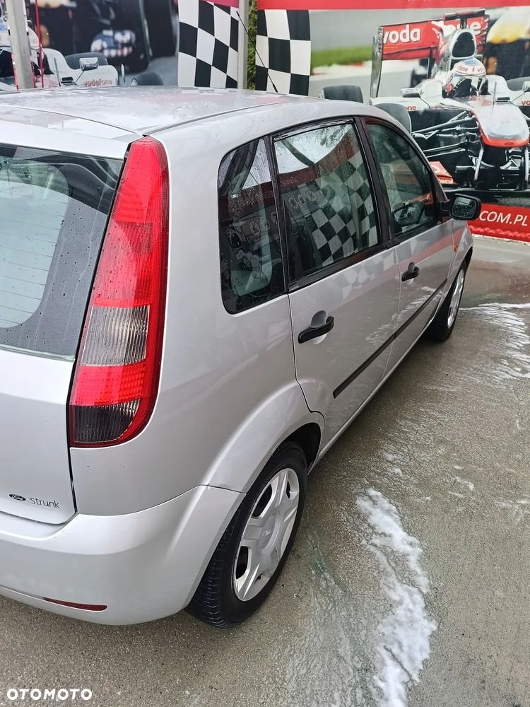 Ford Fiesta 1.4 Ambiente - 5