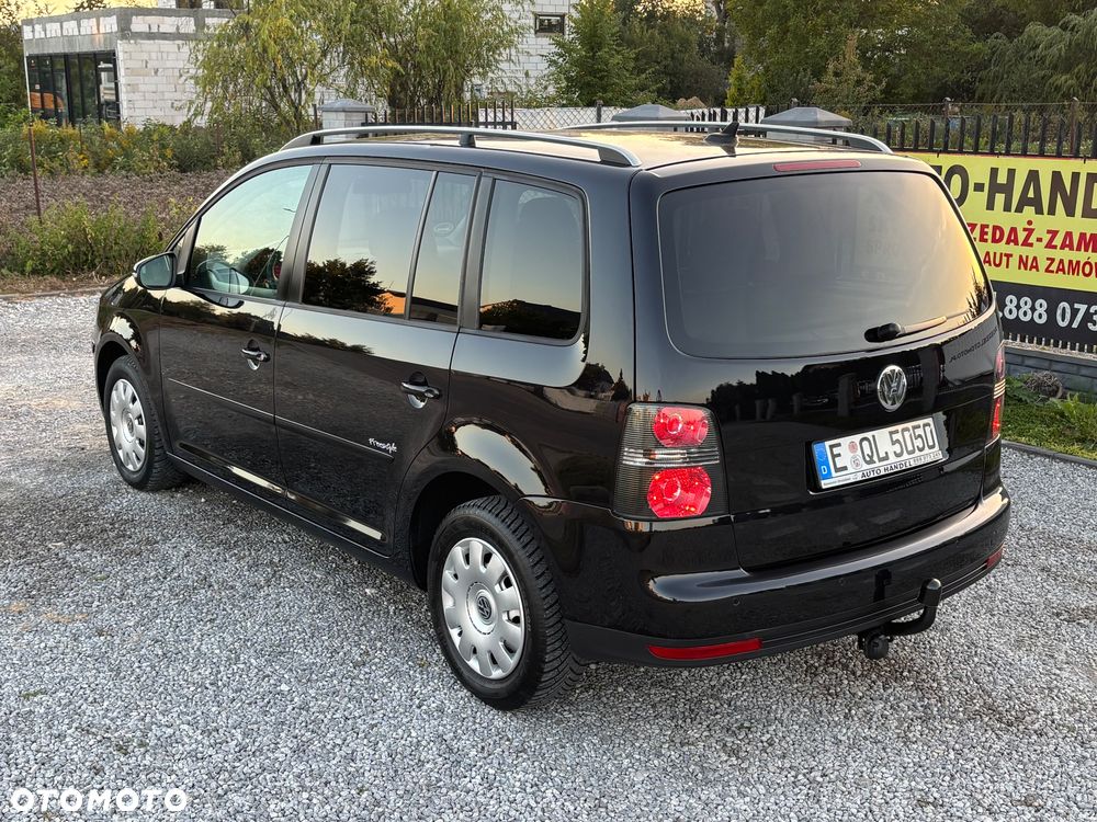 Volkswagen Touran - 20