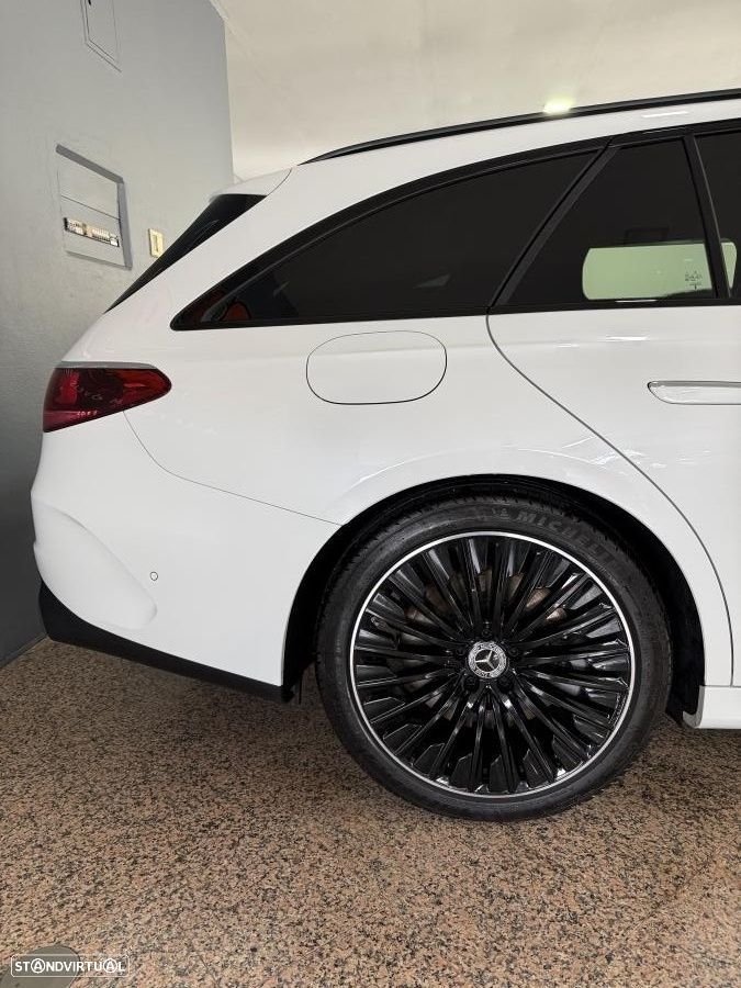 Mercedes-Benz E 300 de 4Matic All-Terrain - 53