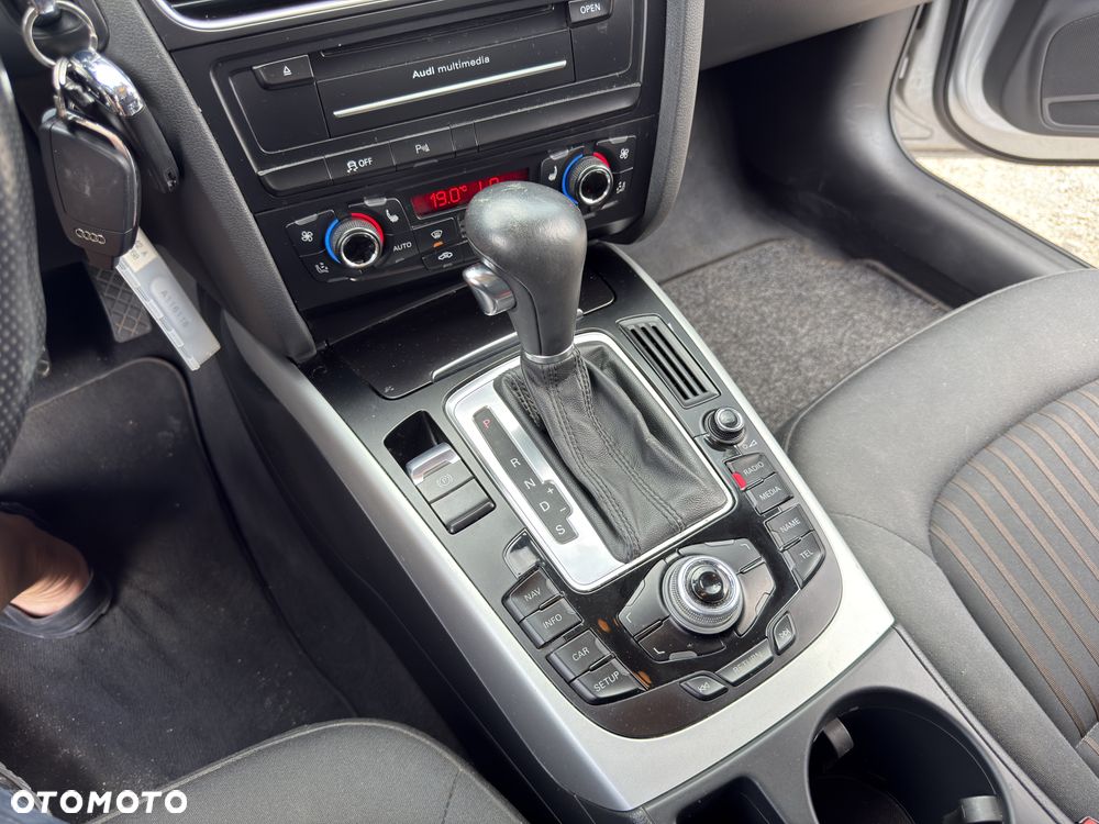 Audi A4 Avant 2.0 TDI DPF multitronic Ambiente - 28